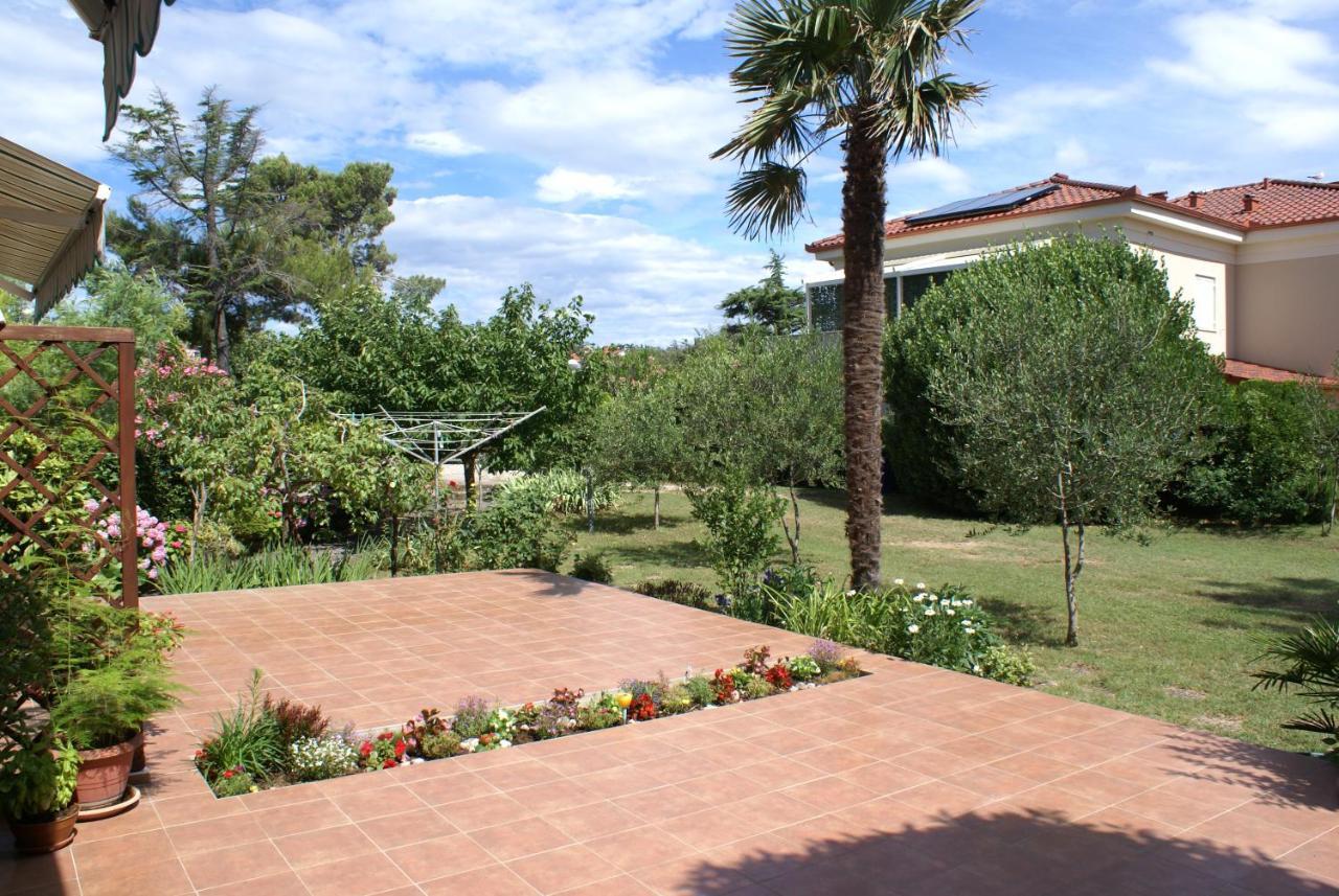 Apartments Dubravka Krk Town Exterior foto